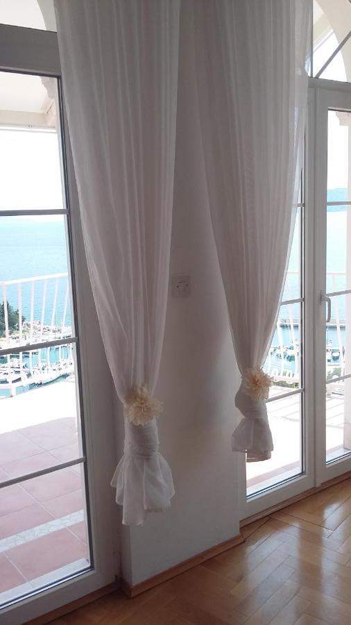 Die Appartements Glavas,Eckwohnunge Fuer 2 Personen Нови-Винодолски Экстерьер фото